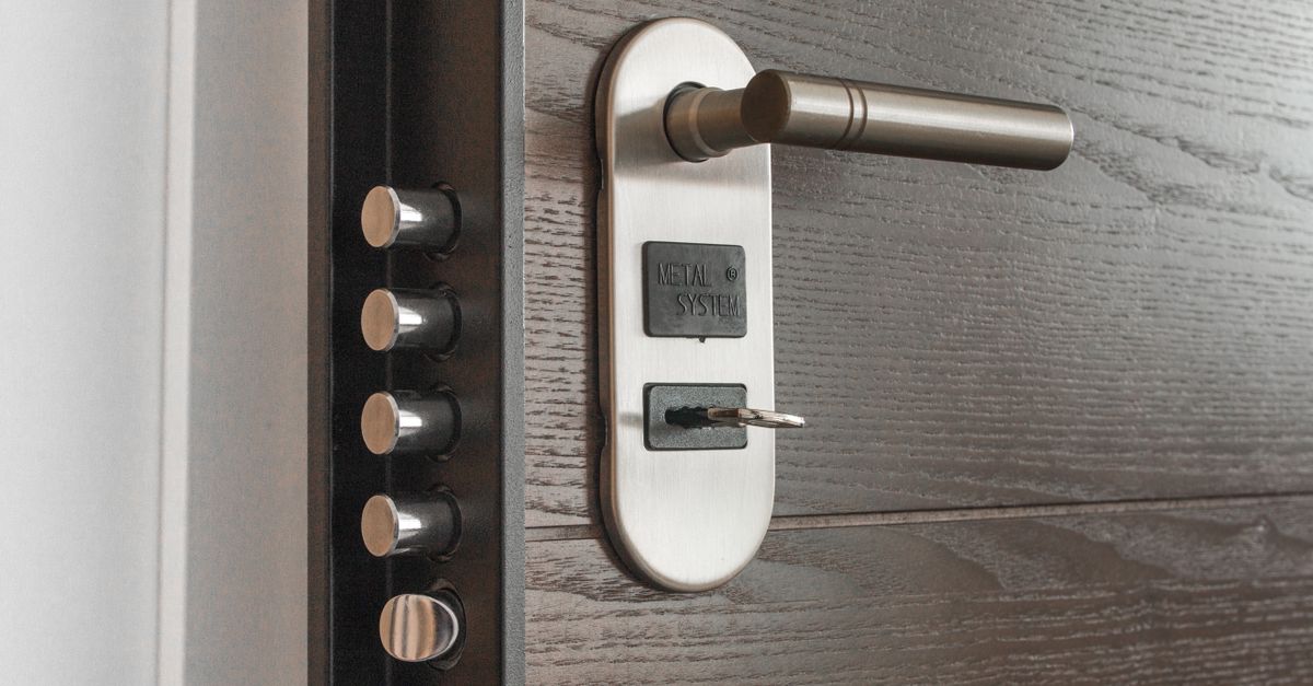 locksmith service technician — Swift Lock Locksmith