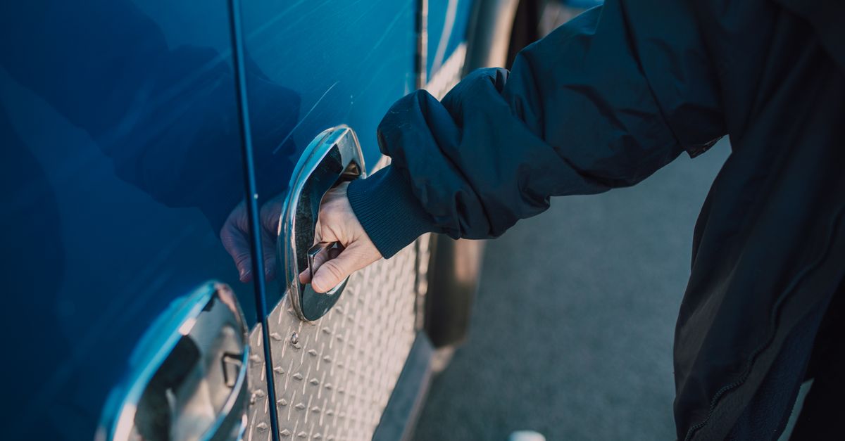 locksmith service technician — Swift Lock Locksmith